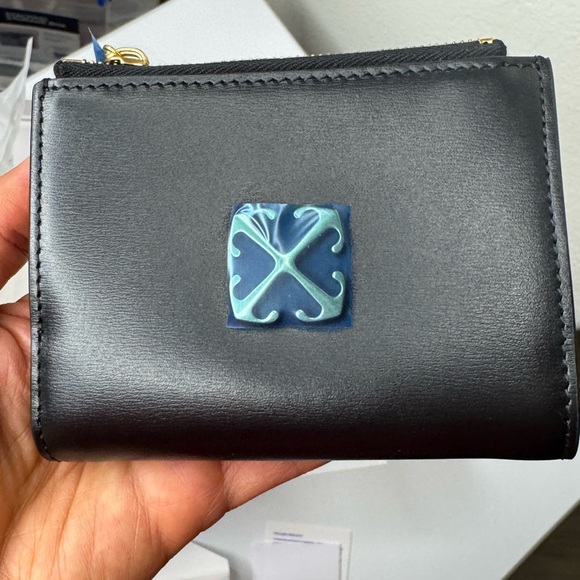 Off-White Jitney Zipped Bi-Fold Wallet NEW IN BOX - Picture 8 of 16